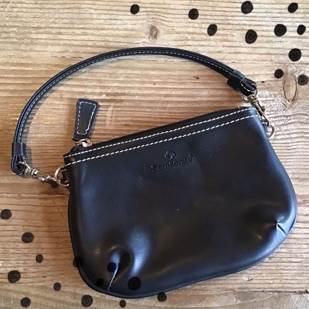 🎉HOST PICK🎉Samsonite black pouch